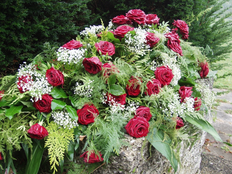 funeraire-VILLARS SUR VAR-min_roses-61203